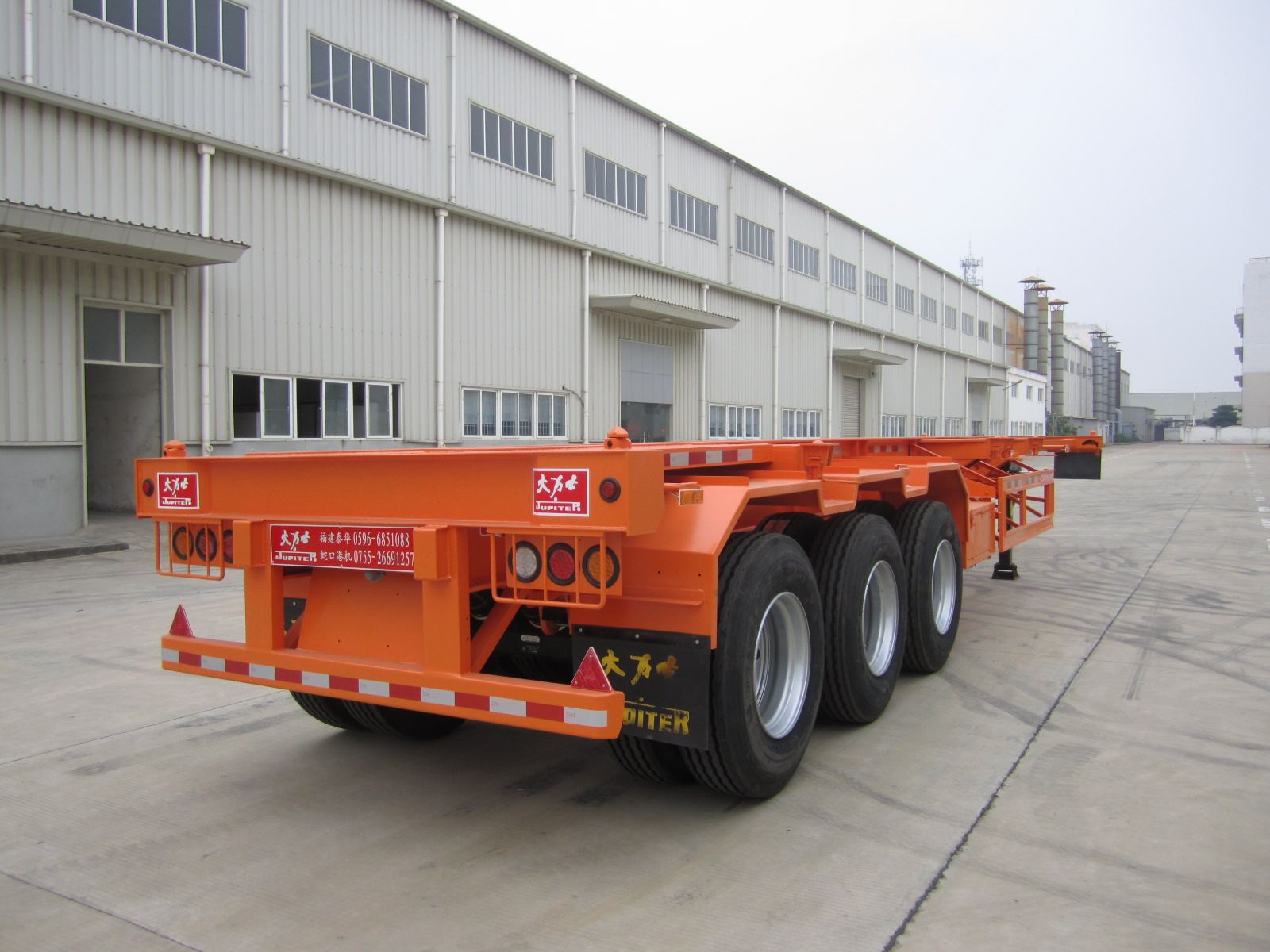 Can a 13.95-meter skeleton semi-trailer be added with a flat plate? 